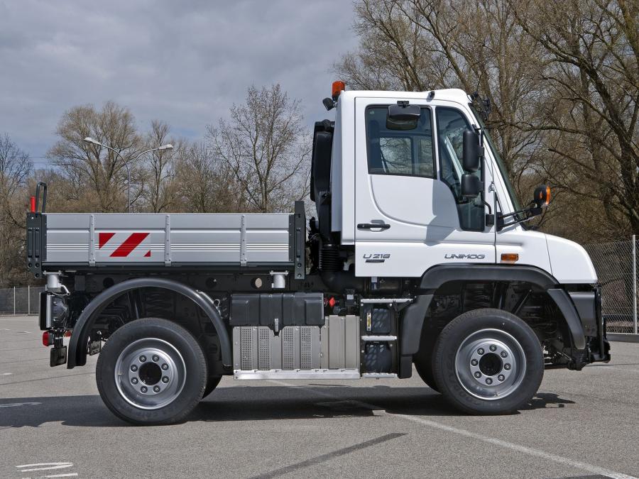 Mercedes-Benz Unimog U218 2013 года  (фото 3 из 8)